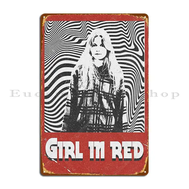 Girl In Red Retro Metal Plaque - Home Cinema Wall Design recension och pris
